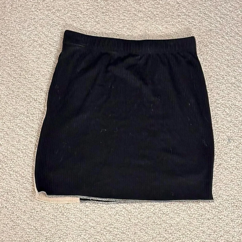 Bodycon Colorblock Mini Skirt - Picture 3 of 5